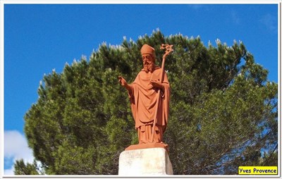 Photo de la statue d'Eucher, Lyon