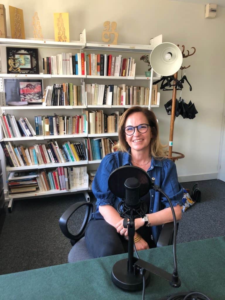 Photo de l'interview de Christel Lahaussois poru el podcast Café de Sèvres