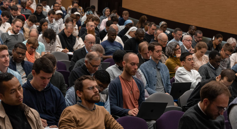 Des cours pour tous au Centre Sèvres