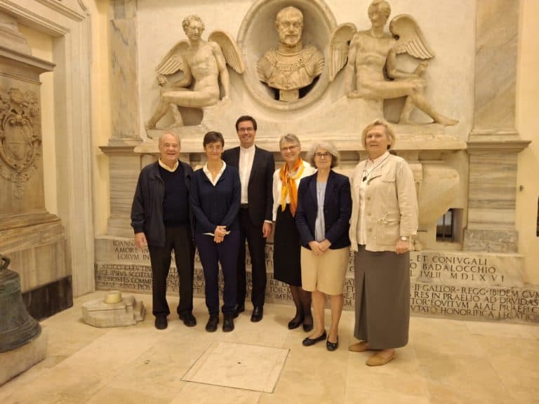 XVIème assemblée du Synode : des membres et anciens des Facultés Loyola Paris participent